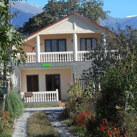 Nona Guest House Shilda Exterior foto